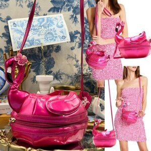 🆕 BETSEY JOHNSON 🧿NWOT Hot as Flock Pink Flamingo Novelty Kitsch Crossbody Bag